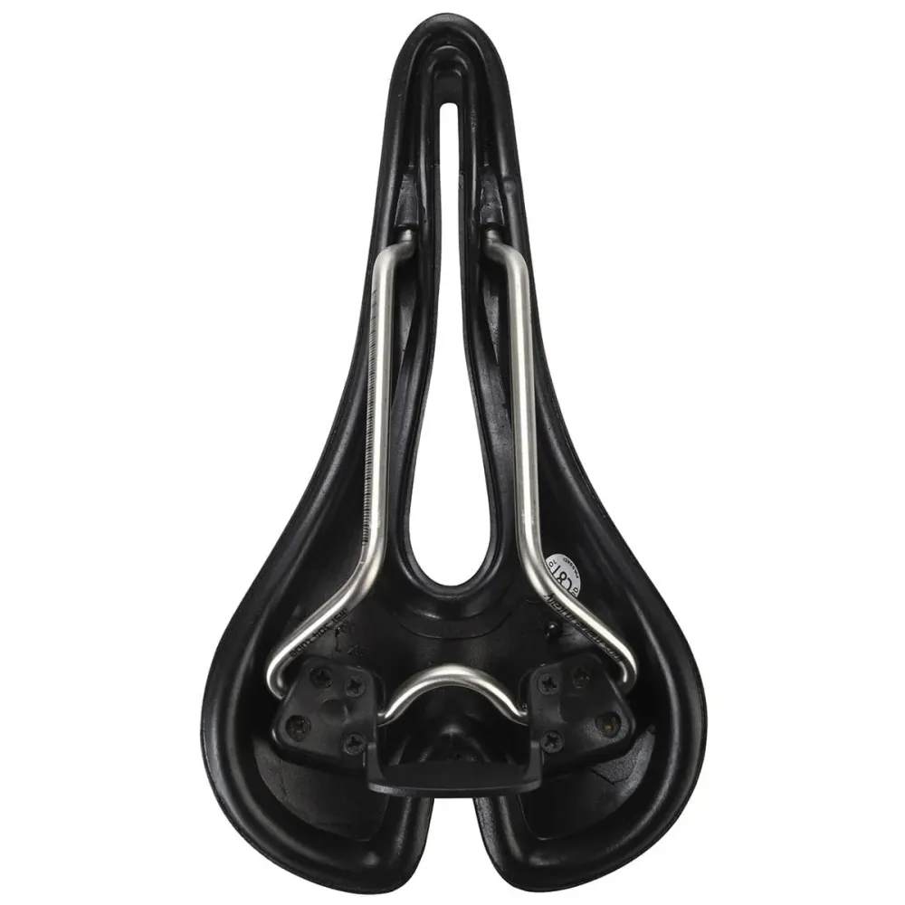 Sedlo SMP WELL GEL Šířka 144 mm Ocelové kolejnice Černá