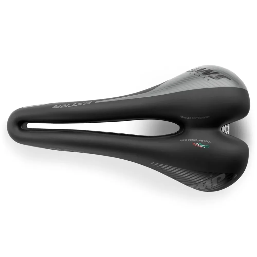 SMP EXTRA Sedlo 140 mm široké ocelové kolejnice černé