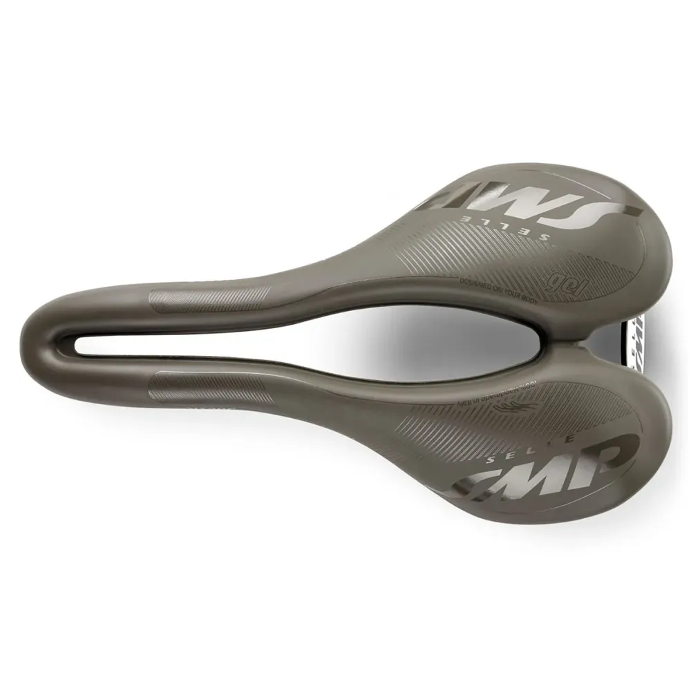SMP VT20C GEL Sedlo 144 mm široké hnědé karbonové lišty