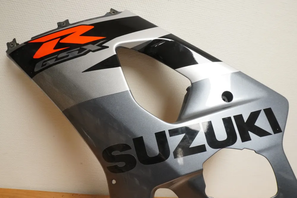 Boční kryt Suzuki