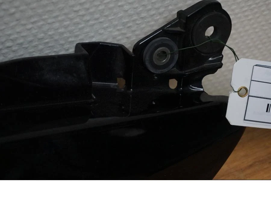 Boční panel Suzuki