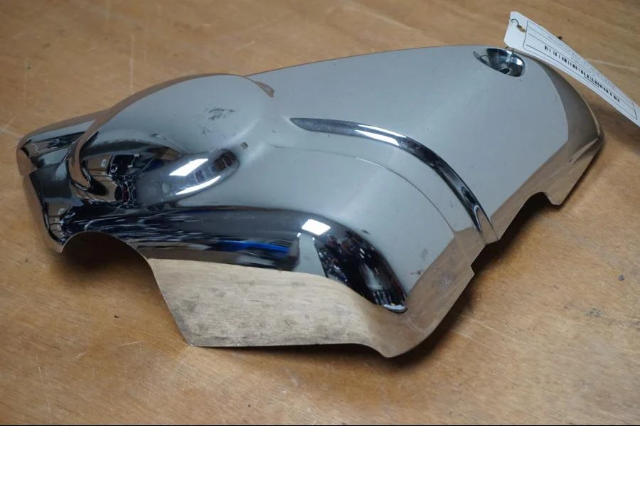 Boční panel Suzuki