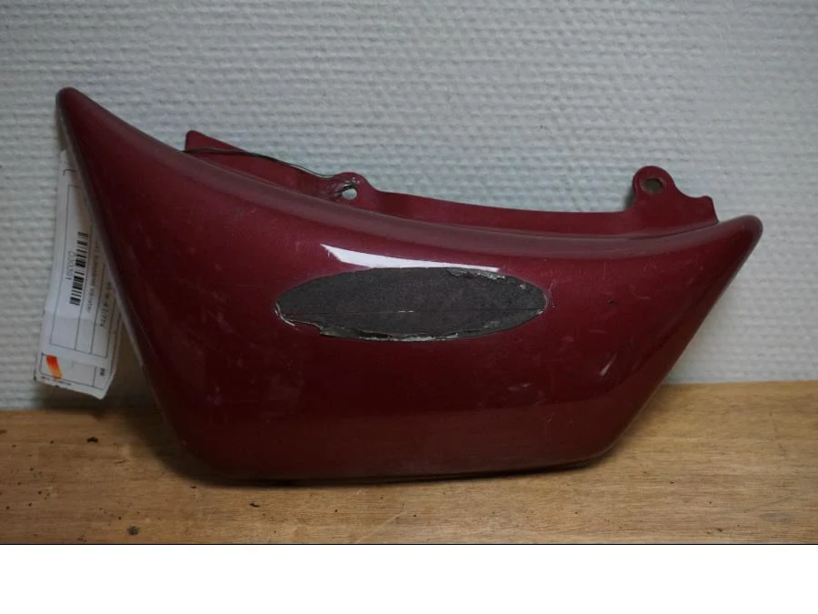 Boční panel Suzuki