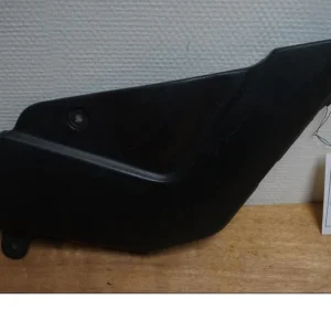 boční panel Suzuki