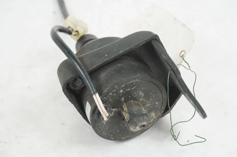 Dekompresní solenoid Suzuki