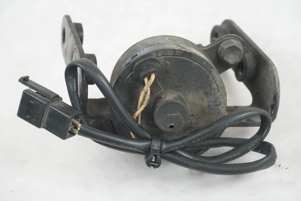 Dekompresní solenoid Suzuki