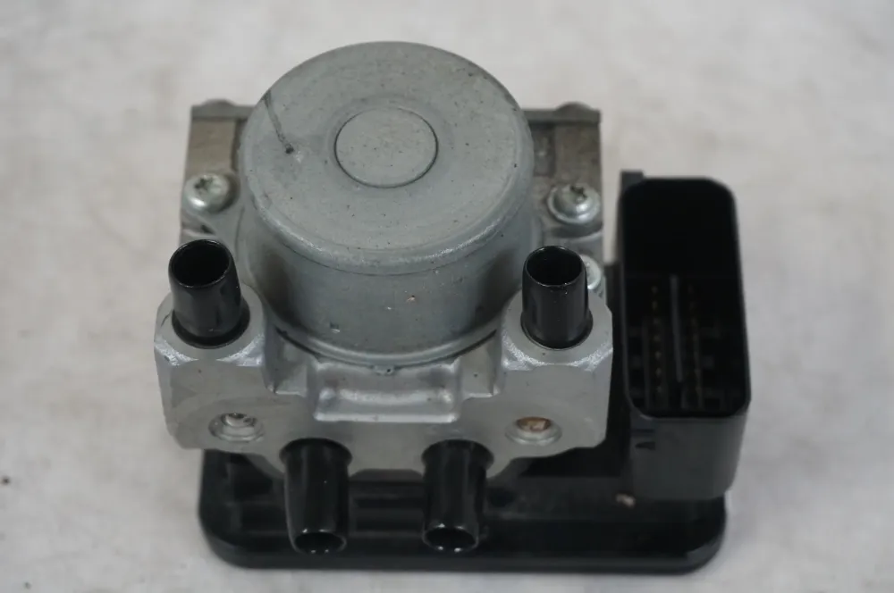 modulátor ABS Suzuki