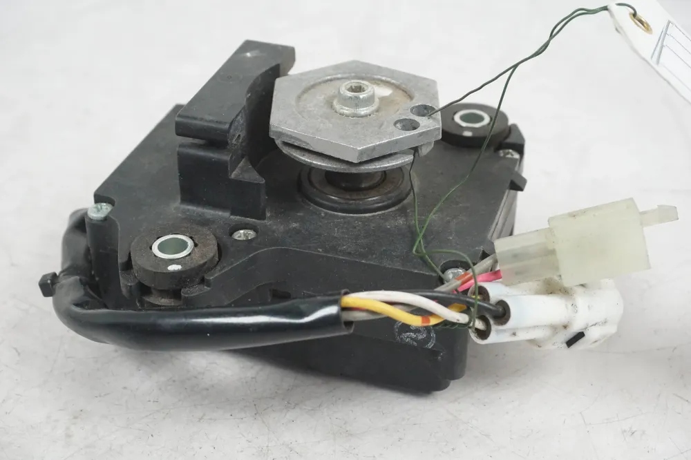 Motor klapky výfuku Suzuki