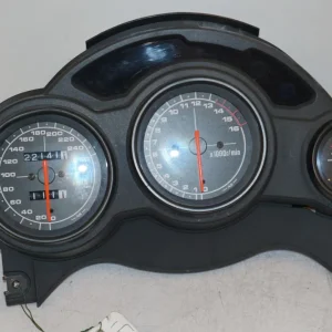 Přístrojový panel Suzuki