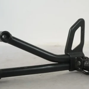 uchycení stupačky Suzuki