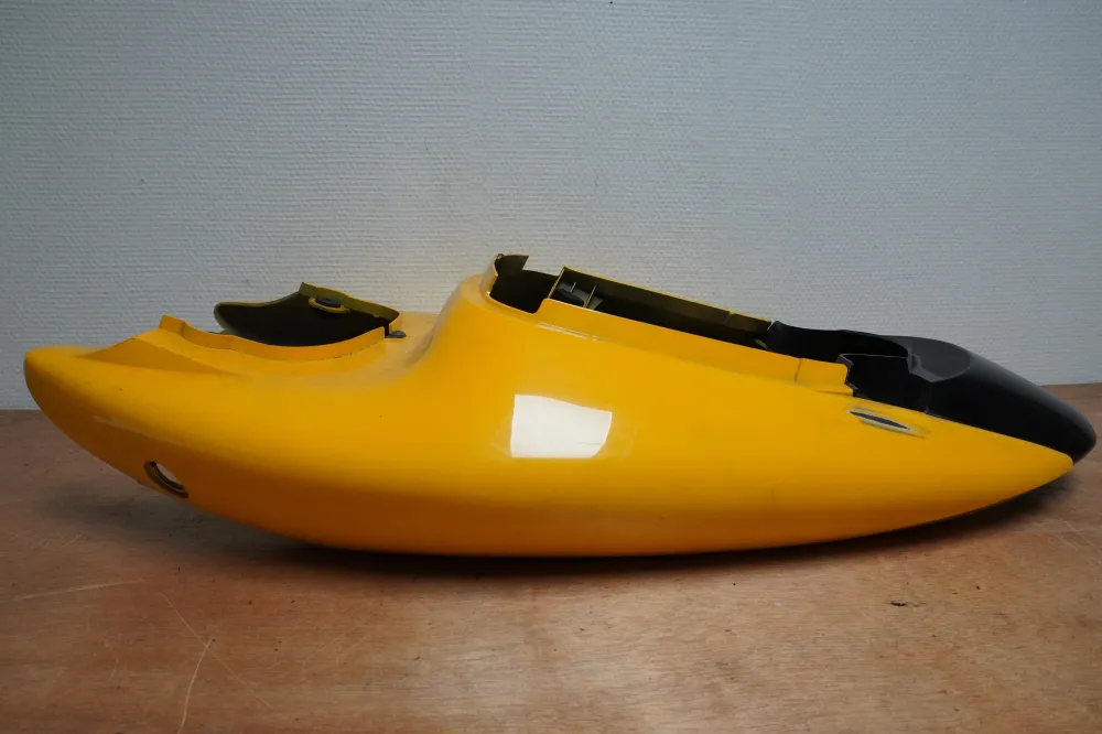 zadní spoiler Suzuki