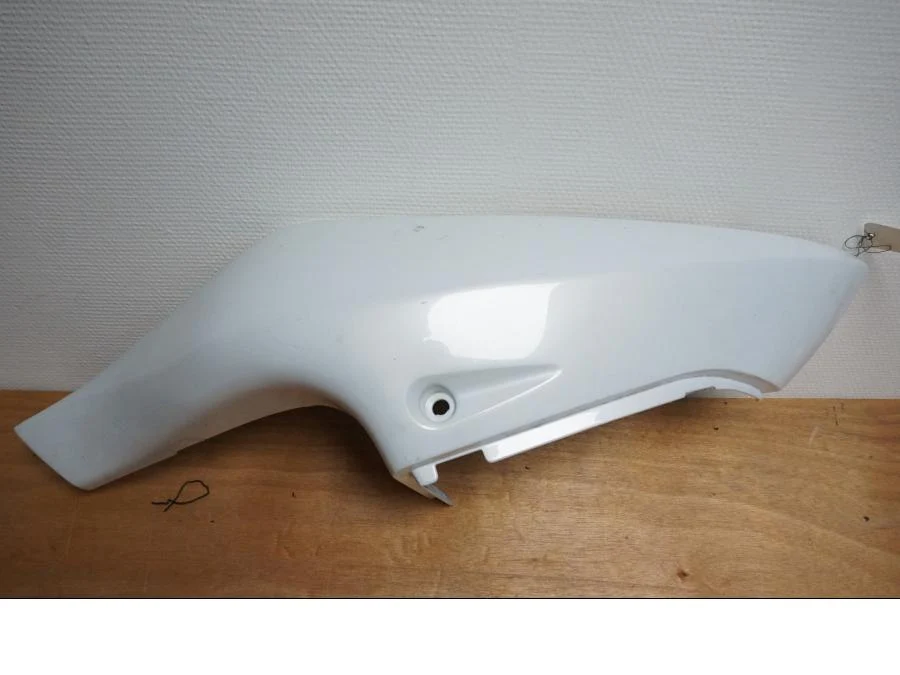 Zadní spoiler Suzuki