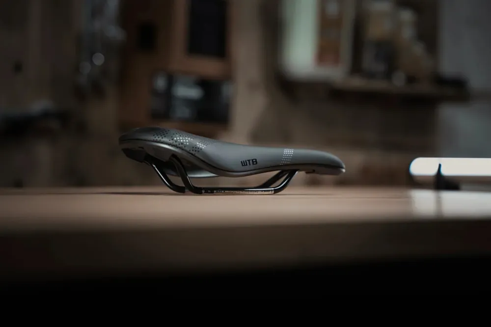 WTB SOLANO SL FUSION Wide 157mm Titanium Seat Rails Black