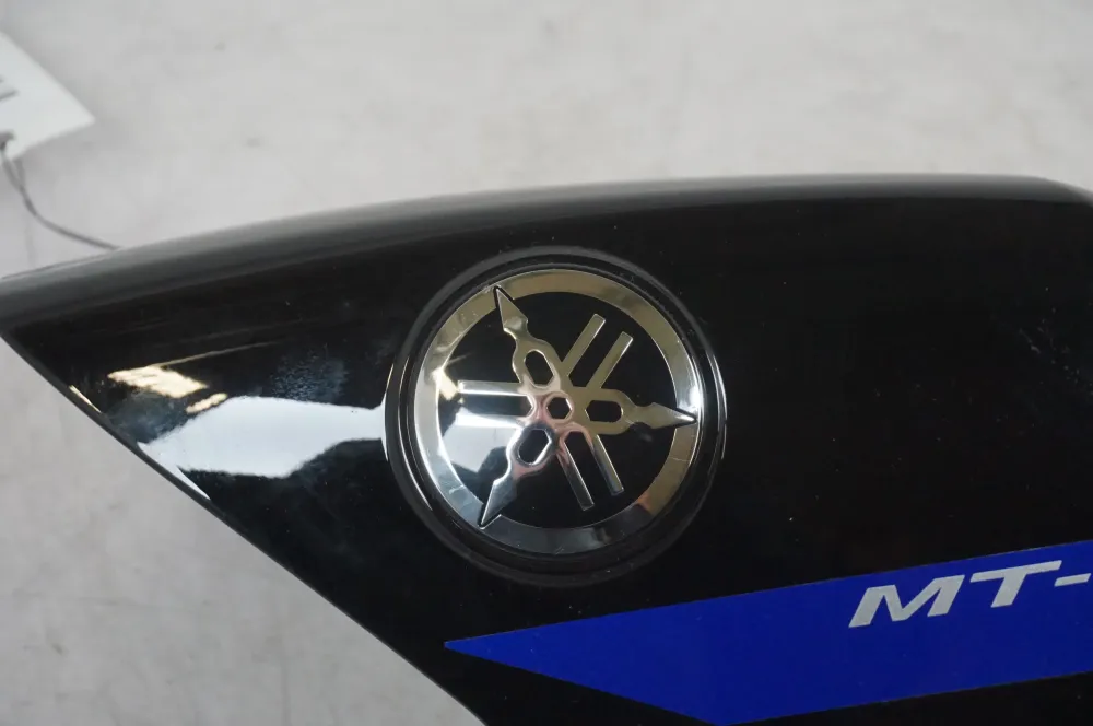 Boční kryt Yamaha