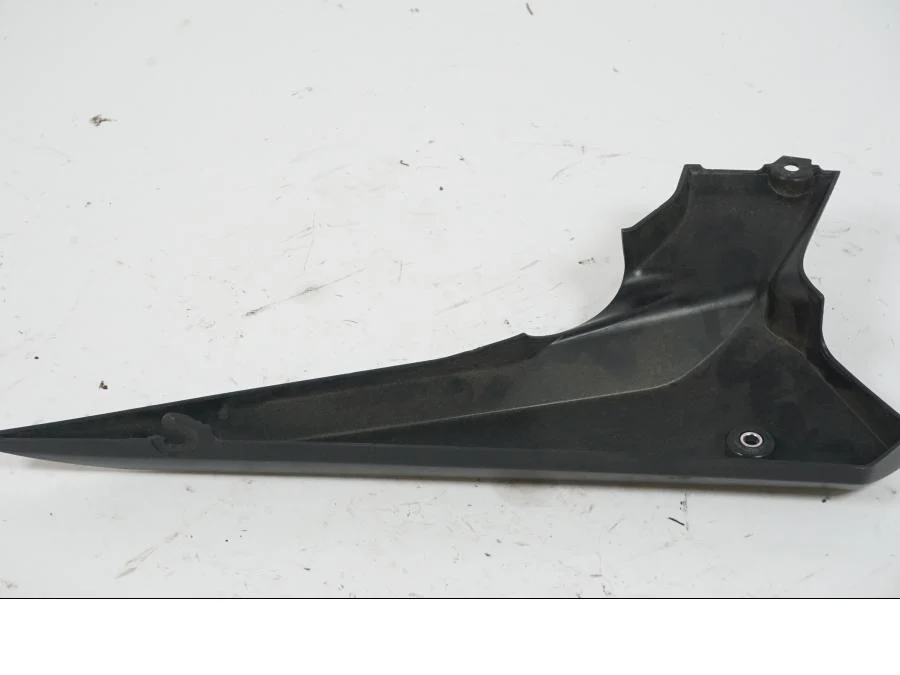 boční panel Yamaha