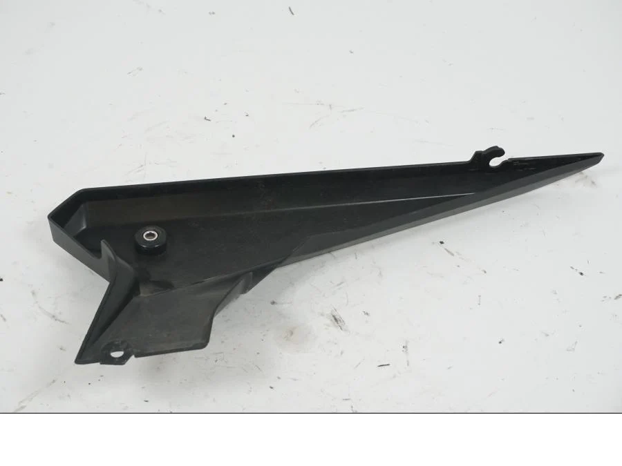 boční panel Yamaha