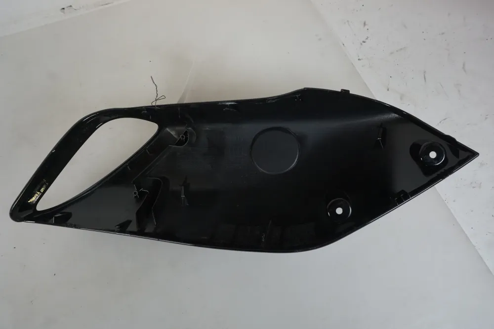 Boční panel Yamaha