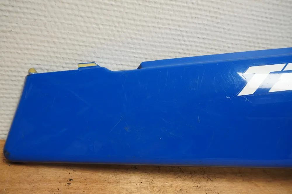 Boční panel Yamaha