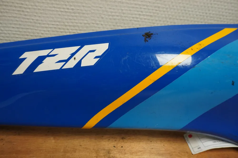 Boční panel Yamaha