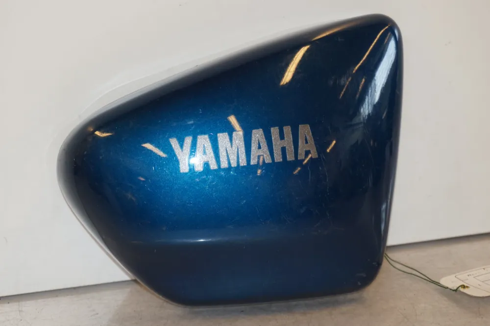 Boční panel Yamaha