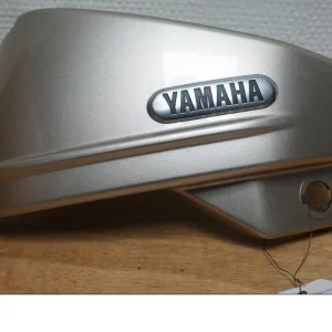 Boční panel Yamaha