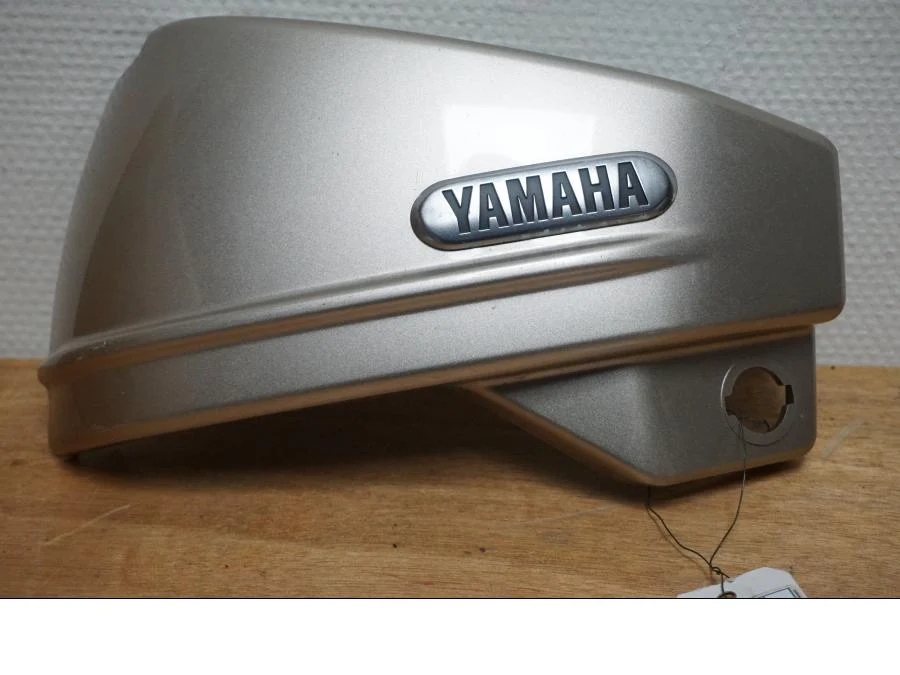 Boční panel Yamaha