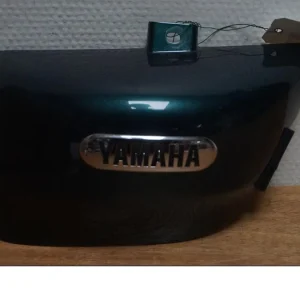 Boční panel Yamaha
