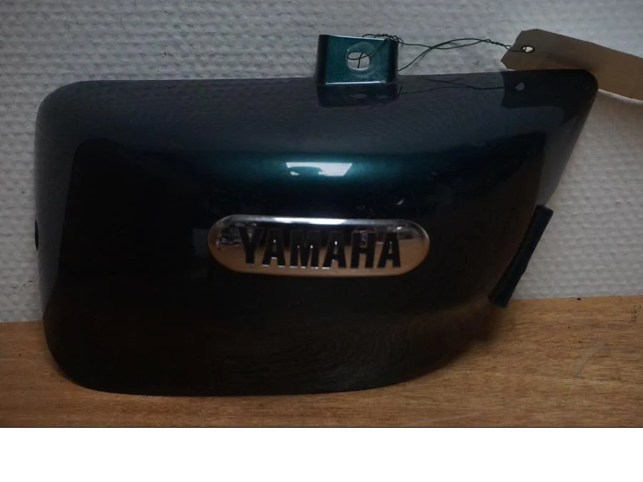 Boční panel Yamaha