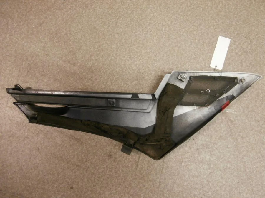 Boční panel Yamaha