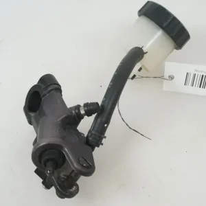 hlavní brzdový válec Yamaha