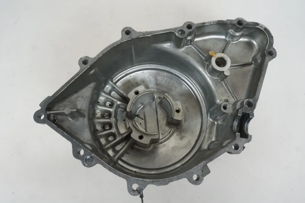 Kryt alternátoru Yamaha