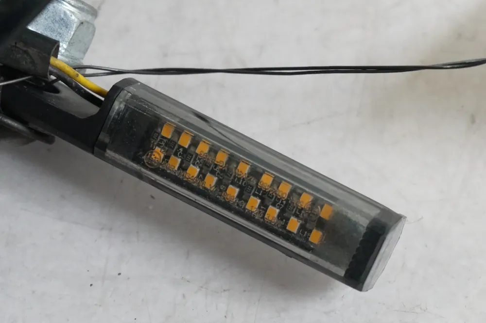 LED blinkry Yamaha