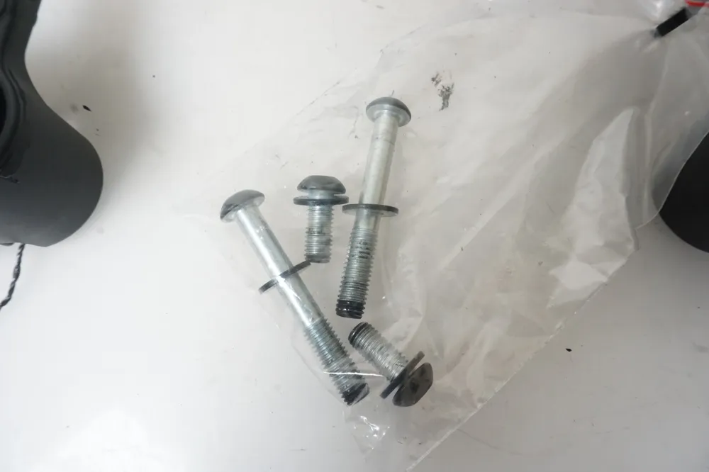 Madlo spolujezdce Yamaha