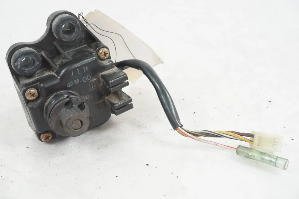 motor klapky výfuku Yamaha