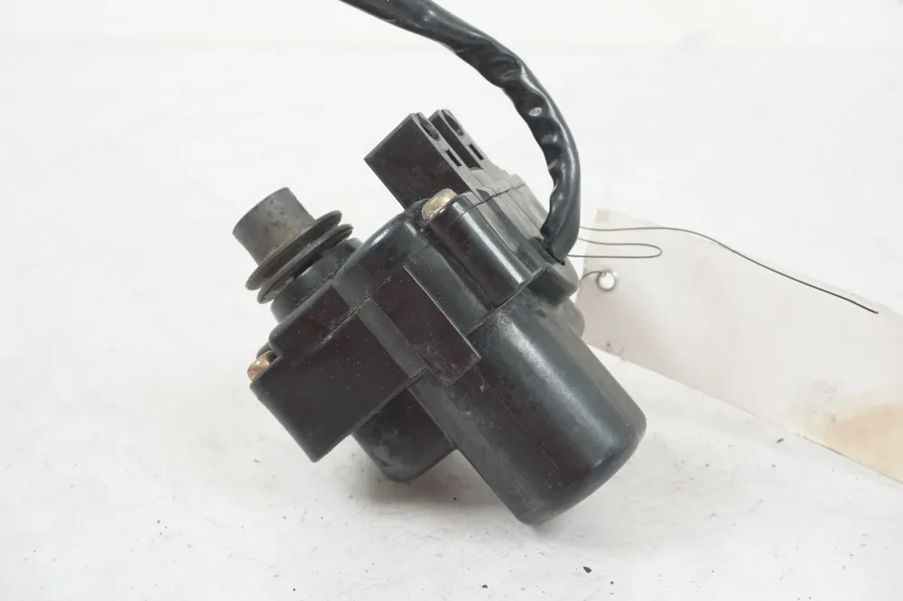 motor klapky výfuku Yamaha