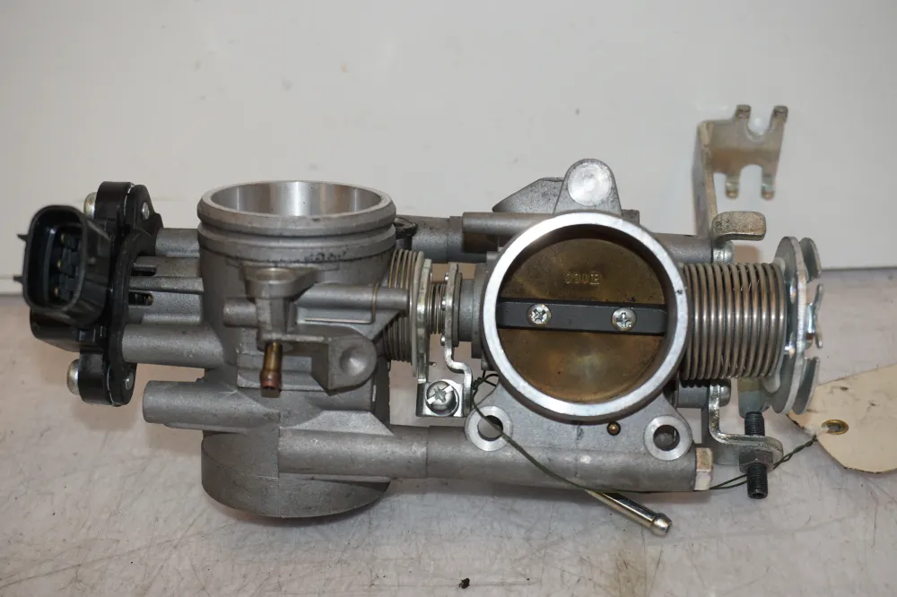 Těleso škrticí klapky Yamaha