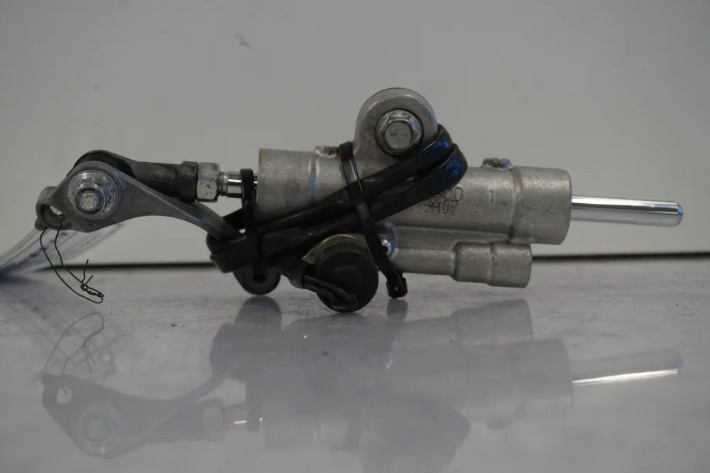 Tlumič řízení Yamaha