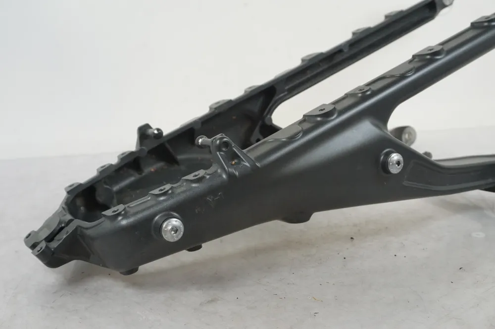 Zadní rám Yamaha