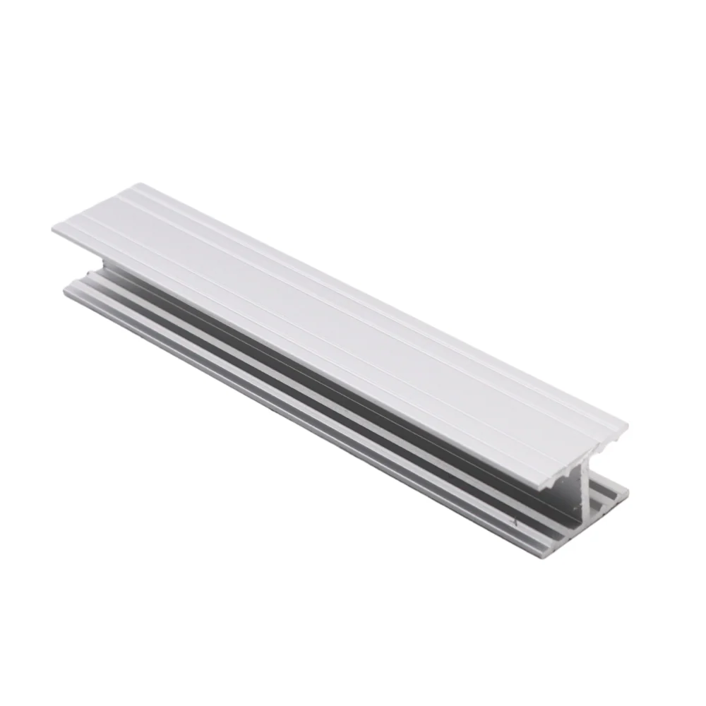 10mm H-lišta pro spojení horizontálního hliníkového profilu 560cm - stříbrně eloxovaná