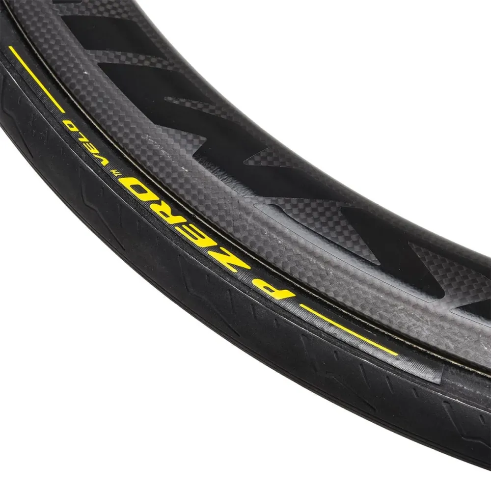 PIRELLI P ZERO 700x25c dušová pneumatika černá