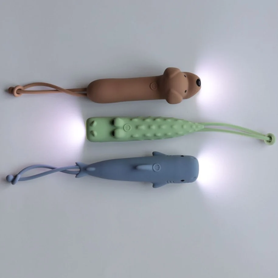 Kapesní svítilna – Pes Buddy