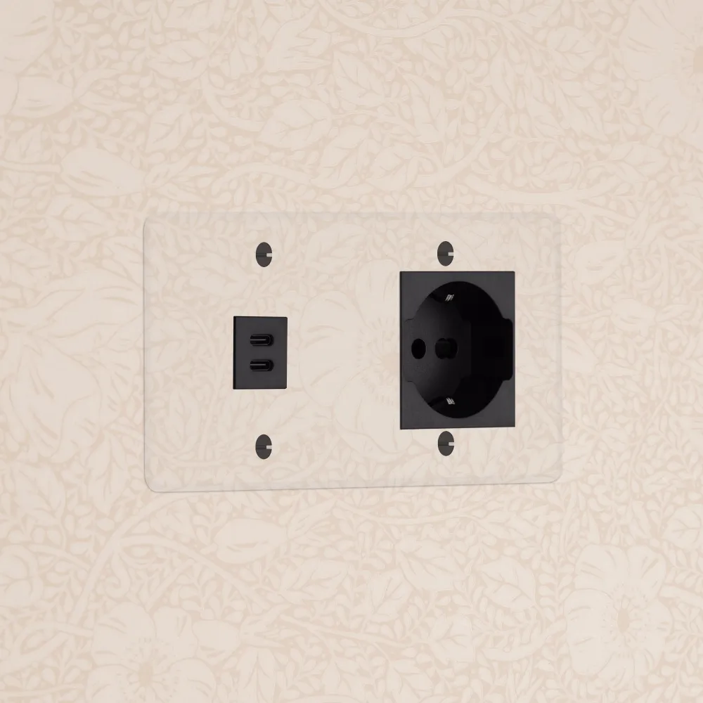 Kew Dvojitá zásuvka USB-C 30 W Schuko/Bipasso - Průhledné | Černá Regular