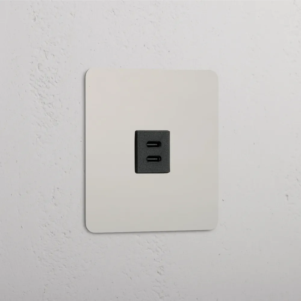 Kew Jednoduchá zásuvka USB-C 30 W - Leštěný nikl | Černý Regular