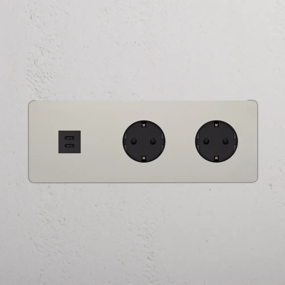 Kew Trojitá zásuvka USB-C 30 W 2x Schuko typu F - Leštěný nikl | Černý Regular
