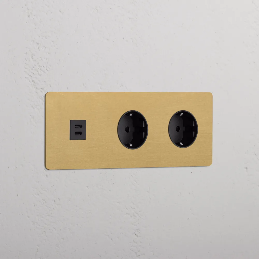 Kew Trojitá zásuvka USB-C 30 W 2x Schuko typu F - Starožitná mosaz | Černá Regular