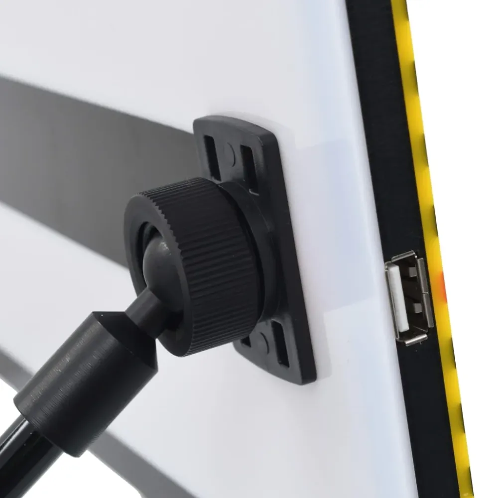 Led lampa s linkovanou deskou na opravy karosérie bez lakování