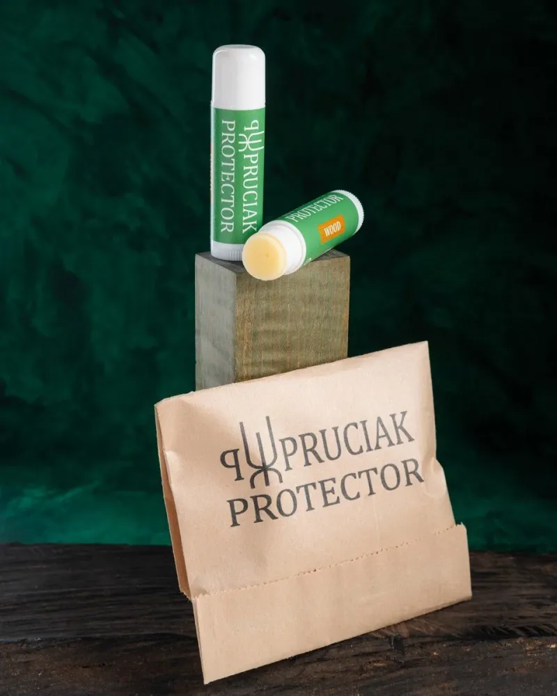Pruciak Protector Wood, v tyčích