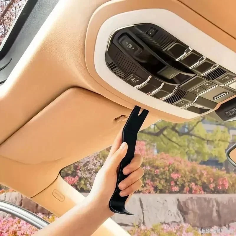 4 kusová sada nástrojů pro vaši Tesla