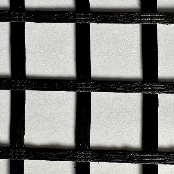 Polyesterová geomříž 80/80 kN/m role 3x25 m (75 m²)