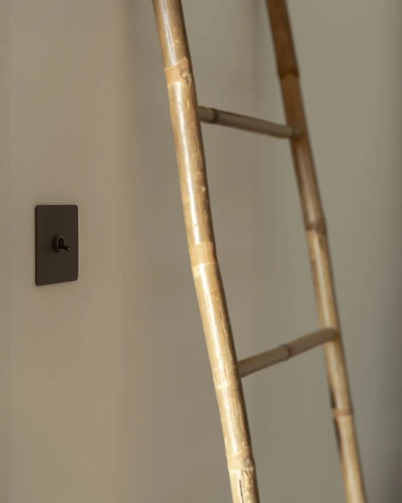 Kew Jednoduchý přepínač - Bronz Regular